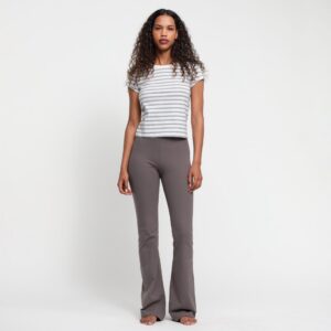 Core Flare Pants