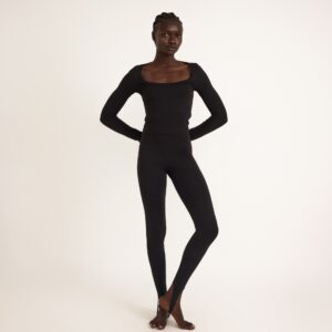 Everyday Scoop Neck Long Sleeve Tee